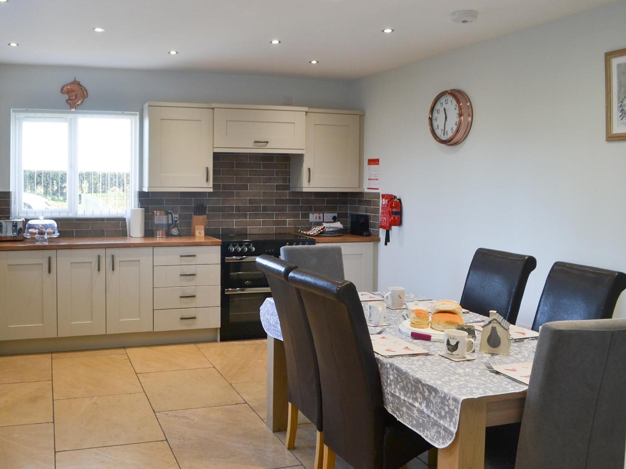 Red Hen Cottage Broomhill Экстерьер фото